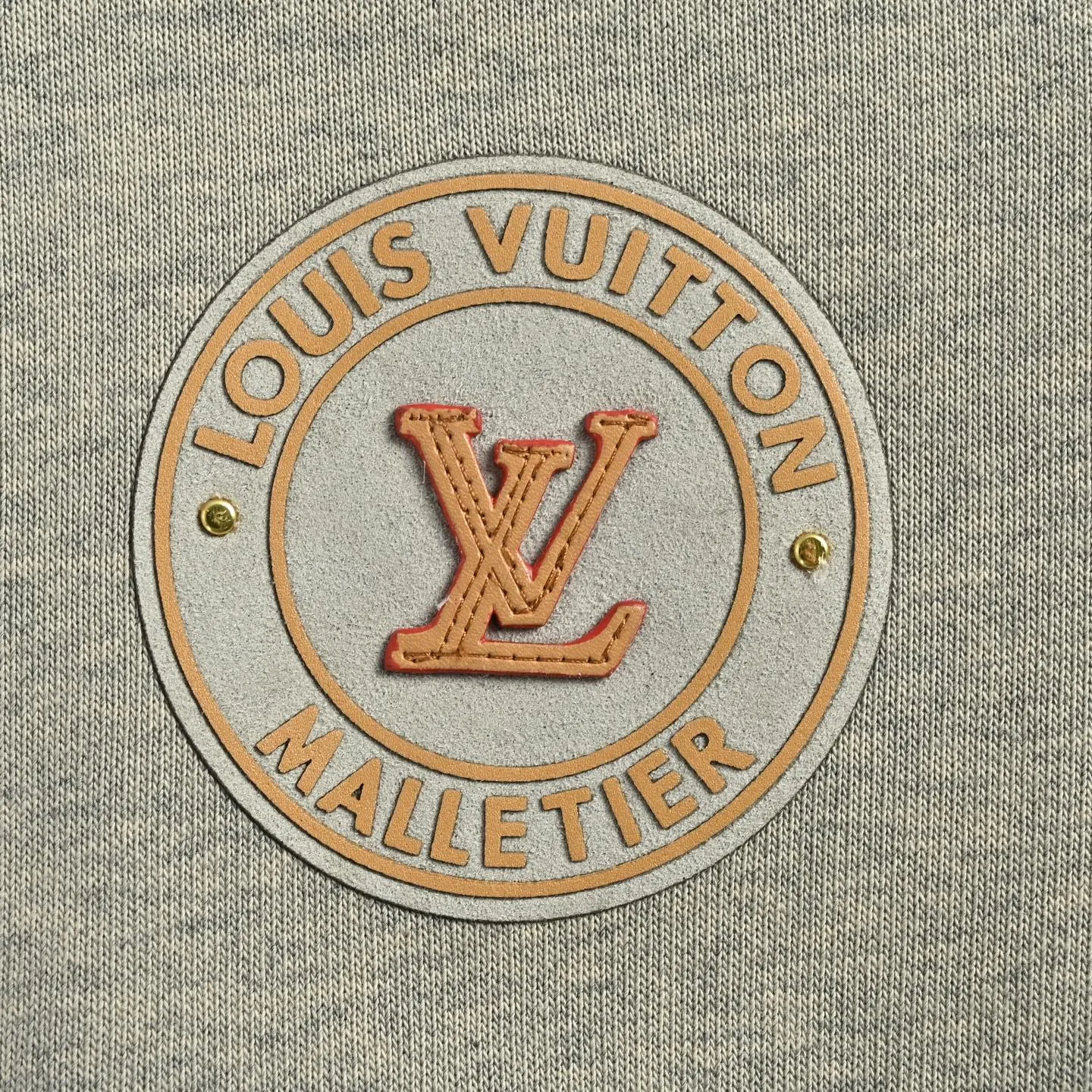 Louis Vuitton/Louis Vuitton round logo zipper hooded jacket